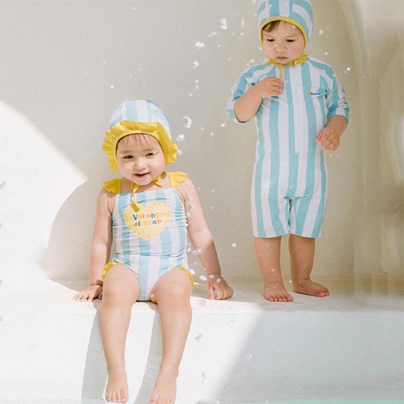 SM-083 🎯ส่งด่วนกรุงเทพ📦 ชุดว่ายน้ําเด็กทารกชุด Twins ชายหญิงแฟชั่น ชุดว่ายน้ํา + หมวก Swim ผ้าแห้งไว​