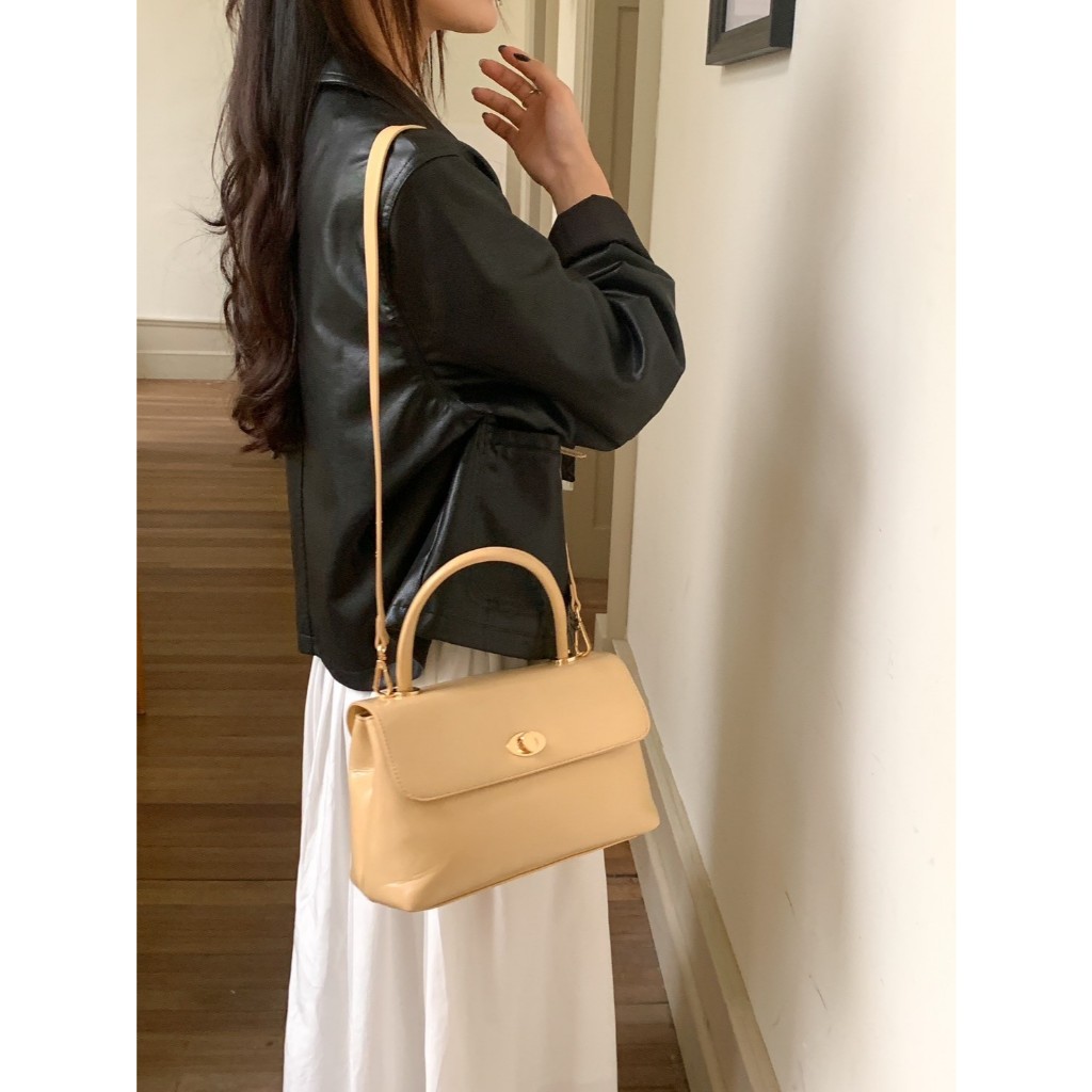 Mu Mu Brand "LF5812" สีครีม กระเป๋าสะพายข้าง