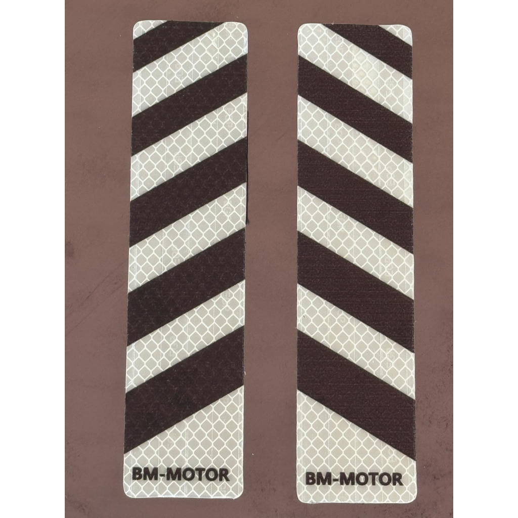 สติ๊กเกอร์เรืองแสงฺ BM-Motor ขนาด45L 55L 65L