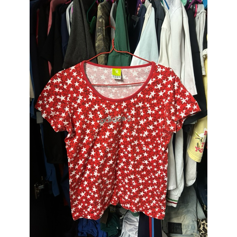 Adidas ลายดาว สีแดงง