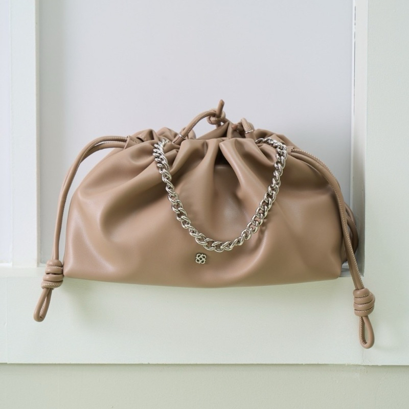 ส่งต่อกระเป๋า PEROTA “SNOW” Bag