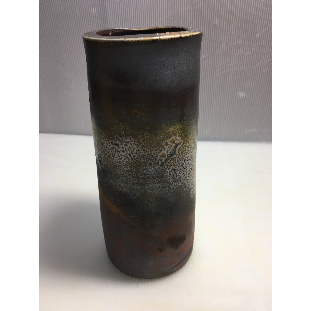 Vase of the Japanese tea ceremony, ceramic ware named Imbe,Bizen ware, Hisashi Hibata product