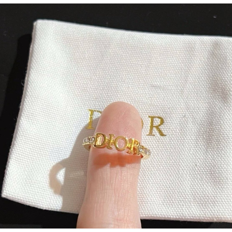 แหวน dior   พร้อมส่ง