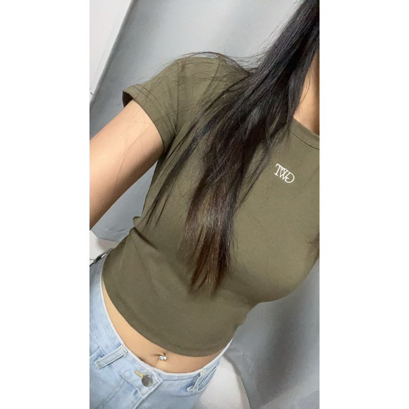 ส่งต่อ - เสื้อ GWT Geschwisters Baby Tree สี Army ไซส์ S