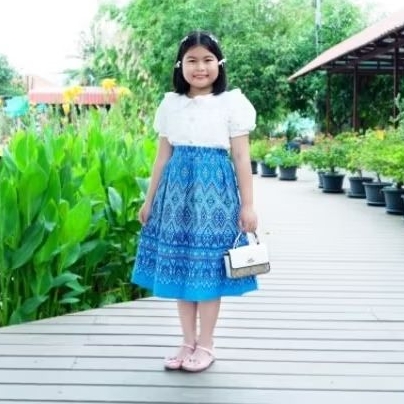 ชุดไทยเด็ก รุ่นเช็ตเสื้อครอปแขนตุ๊กตา กระโปรงจีบผ้าฝ้าย