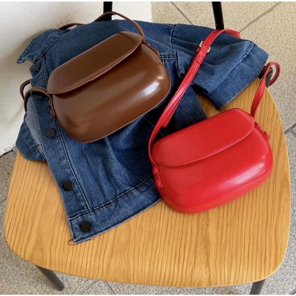๊Uyongit กระเป๋า Crossbody สะพายข้าง ใส่มือถือได้ หนัง PU สไตล์วินเทจ เข้ากับทุกลุค พร้อมส่งในไทย B-971