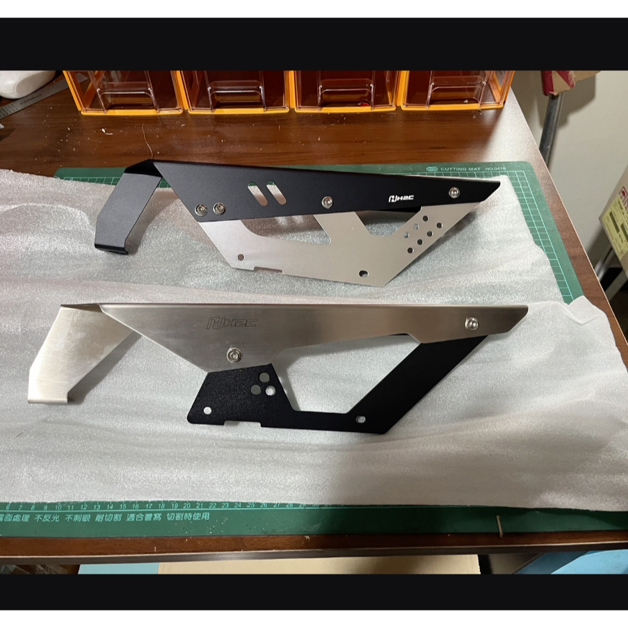 CRF 300L 300RALLy 2025 บังโซ่สแตนเลส CRF300 Honda H2C  Honda CRF300L/CRF300RALLY H2C แท้ศูนย์