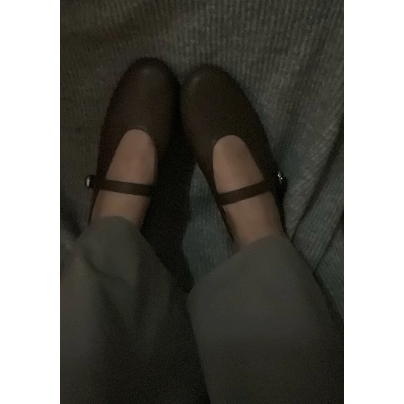 TwotwentyTwo รุ่น Envy Mary Jane soft shoes