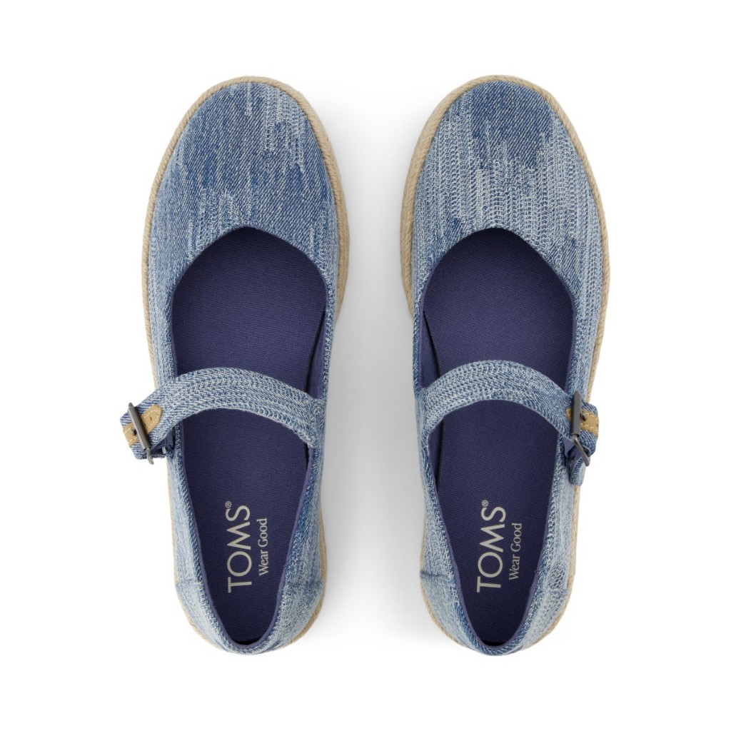 TOMS รองเท้าลำลองผู้หญิง สลิปออน รุ่น Carolina Mary Jane Dark Sky Textured Denim (CE) รองเท้าลิขสิทธิ์แท้