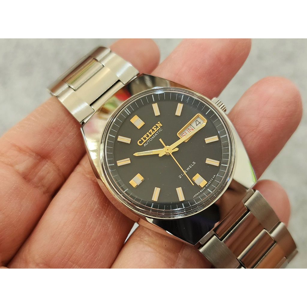 นาฬิกา Citizen automatic สภาพใหม่ จากปี 1970 สภาพสวยมากๆ หน้าปัดสีดำ 70-0118