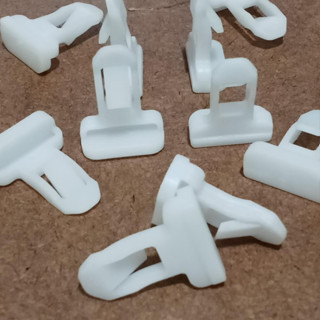 < 1 ถุง 10 ตัว > กิ๊บคิ้วโปร่งล้อ กิ๊บโปร่งปลายกันชนหน้า กิ๊…