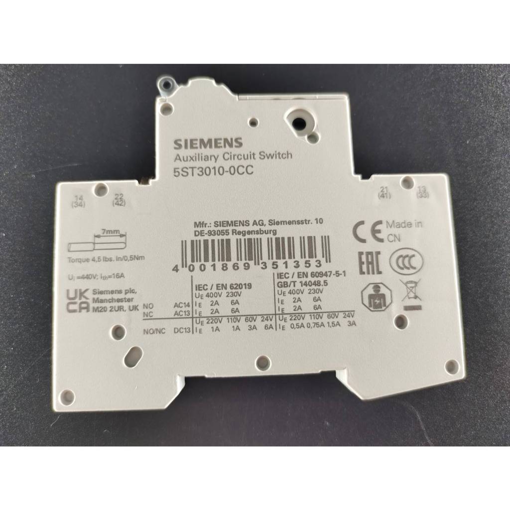Siemens Auxiliary switch, 1 NO+1 NC CC Model: 5ST3010-0CC