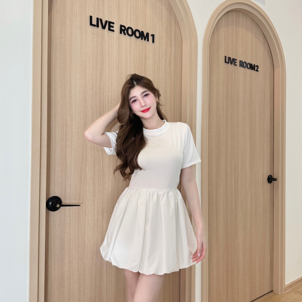พร้อมส่ง เดรสบอลลูนผ้าครัช สไตล์เกาหลี ช่วงบนแต่งผ้าร่องพรีเมี่ยมแขนสั้น A5726