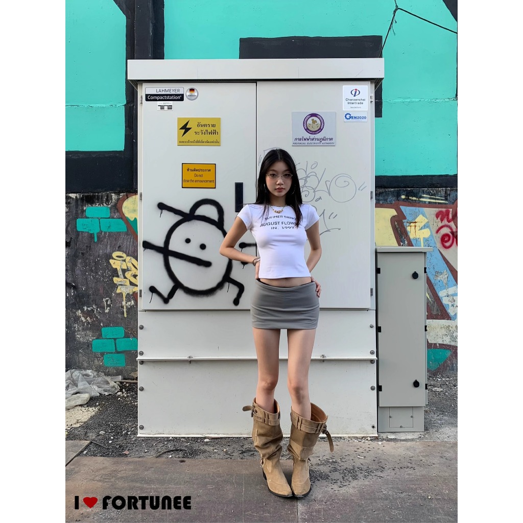 ❣Fortunee ❣ กระโปรงเอวต่ำสไตล์สาวแซ่บ ช่วยให่ขาดูเรียวยาว ทรงรัดรูปเข้ารูป สีเทาแมตช์ง่าย กระโปรงสั้นมากแบบยืดหยุ่น