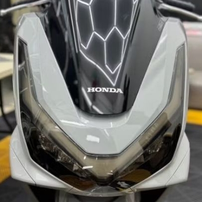 Pcx2025 ฟิล์มไฟหน้า / ไฟท้าย / ไฟหน้า+ไฟท้าย / ฟิล์มกันรอยชุดไฟ Pcx160 ปี2025