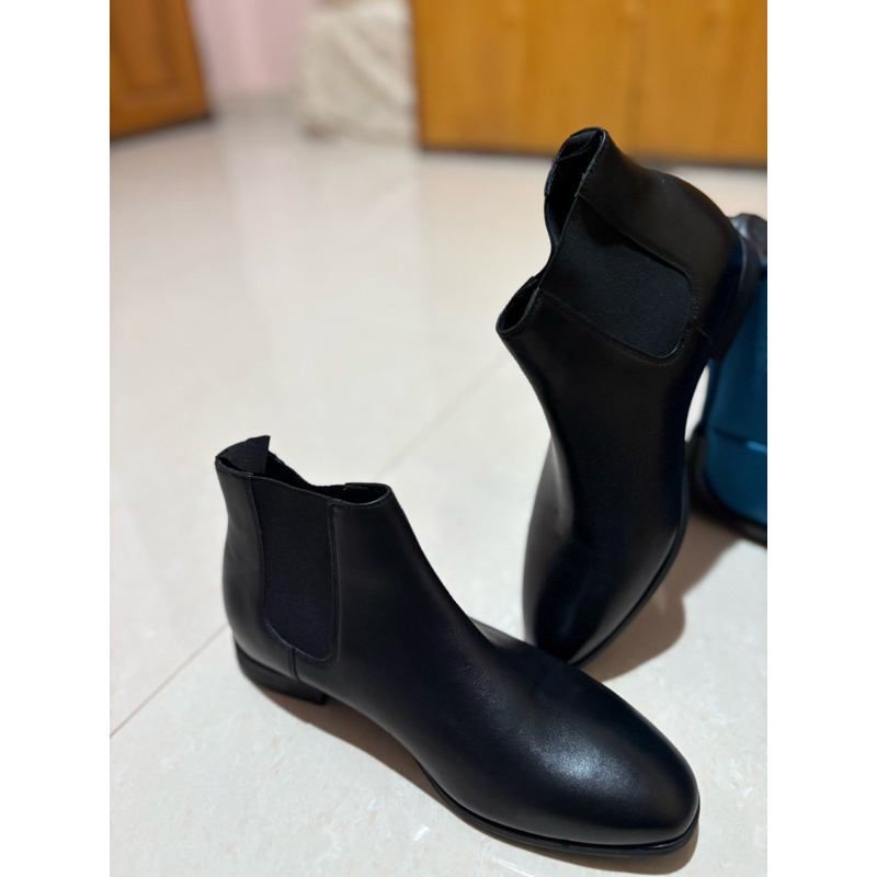 ZARA LEATHER CHELSEA BOOTS SIZE 41 💯แท้ ไม่มีกล่อง