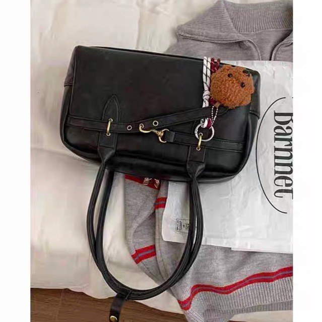 Coopershop | Nutty Bag #พร้อมส่ง กระเป๋าสะพายแต่งเข็มขัด 🚪🧸