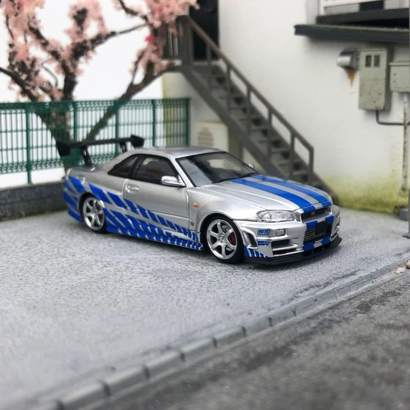【สินค้าพร้อมส่ง】โมเดลรถเหล็ก FS 1:64 Nissan GT-R R34 Skyline F&F 2