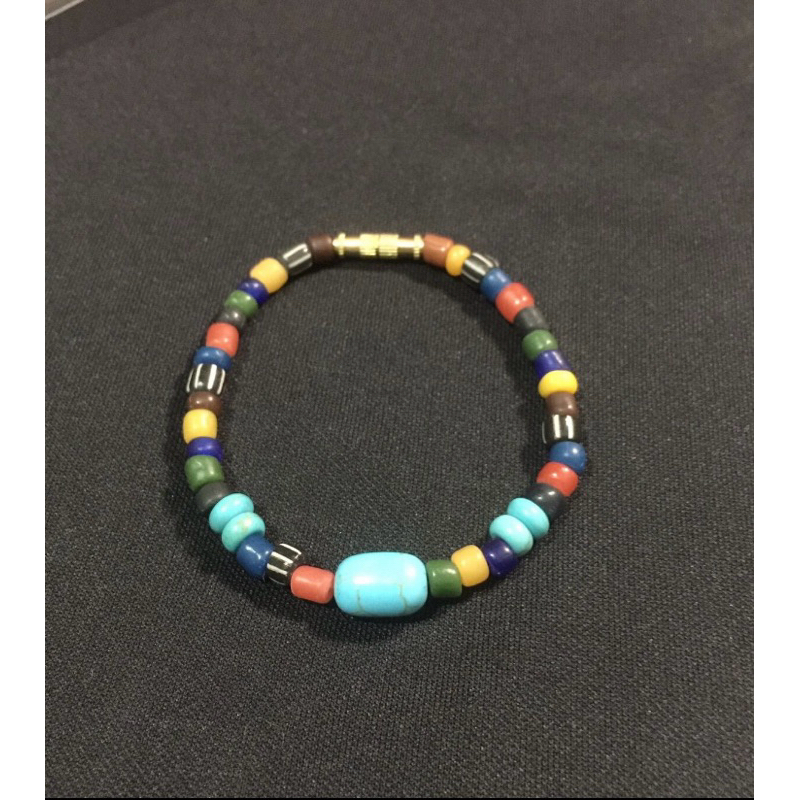 สร้อยข้อมือลูกปัดทาราวดี