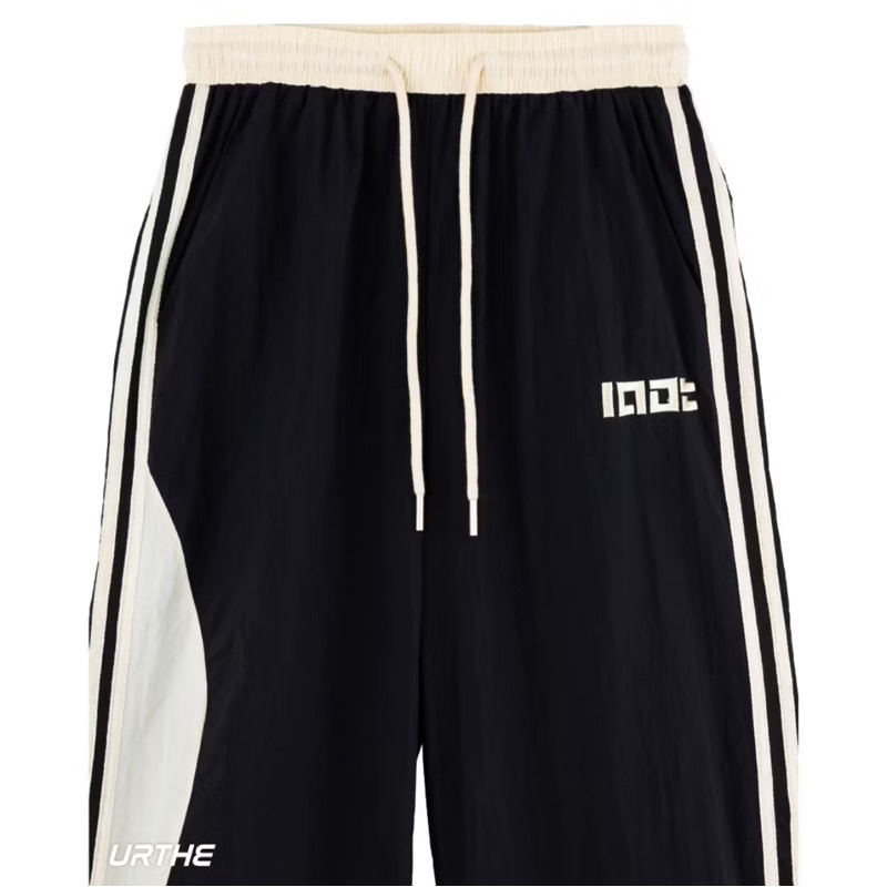 ส่งต่อ URTHE กางเกงผ้าร่มสีดำ