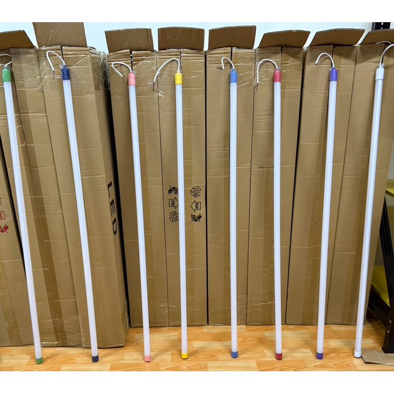 ไฟนีออนยาว 120cm 12-24v ใช้ได้ทั้ง รถยนต์ รถบรรทุก 10 ล้อ 18 ล้อ ไฟแต่ง ไฟแท่ง รุ่นกลมขุ่น
