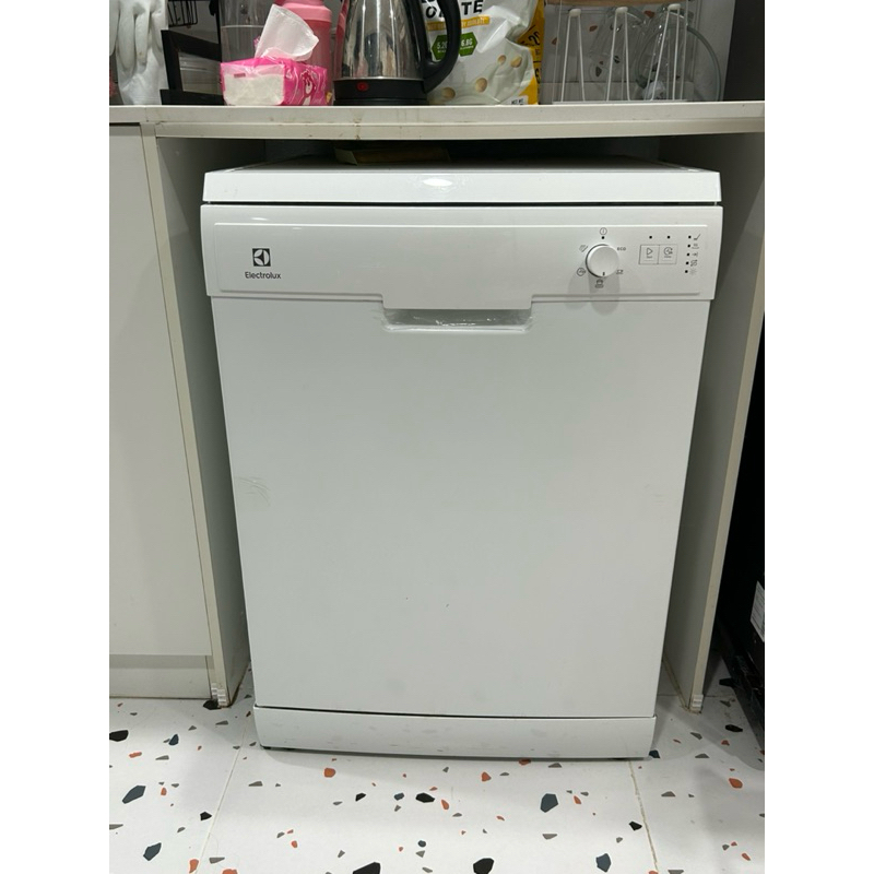 เครื่องล้างจาน ELECTROLUX มือสอง(156 ชิ้น) รุ่น ESF5206LOW