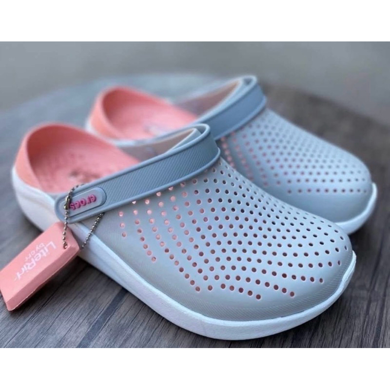 Crocs Lite Ride Clog รองเท้าแตะ แบบลำลอง มาใหม่สุดฮิต ใส่ได้ทุกเพศ มีส่วนลดราคา