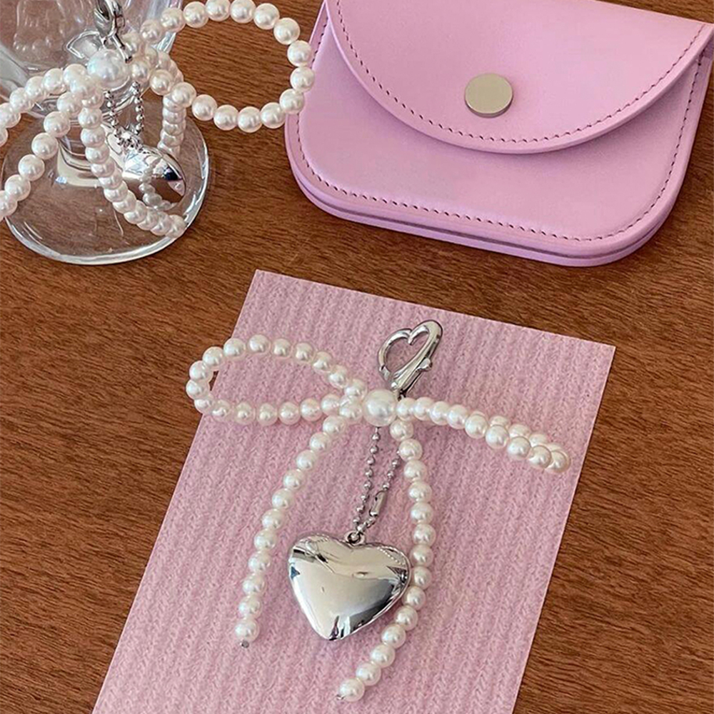 HOLO พวงกุญแจ เกาหลี ไข่มุก ผีเสื้อ ปม จี้หัวใจรัก เหมาะสำหรับตกแต่งและจับคู่ กระเป๋าและกระเป๋าเงิน