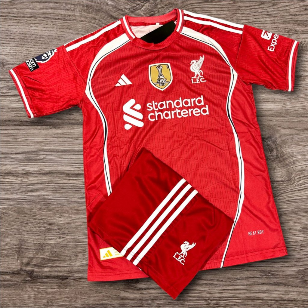 ชุดฟุตบบอล LIV รุ่นใหม่ลา่าสุด 2024 ชุดผู้ใหญ่ ไซส์ M -L -XL (เสื้อ + กางเกง)