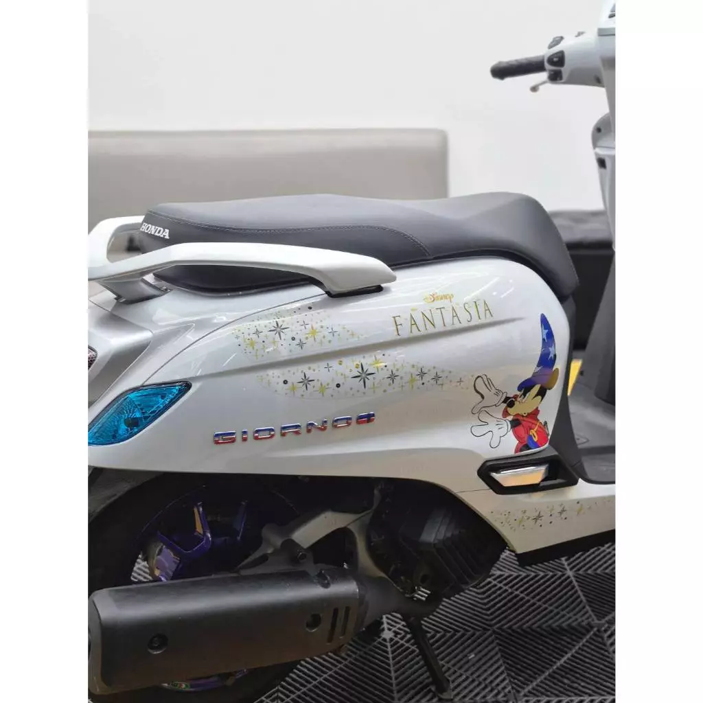 สติกเกอร์แต่งรถ ลายน่ารัก Honda Giorno+ thumbnail 5