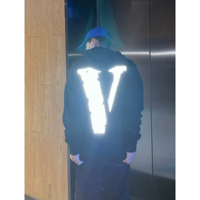 [ของแท้💯%] VLONE 3M REFLECTIVE HOODIE