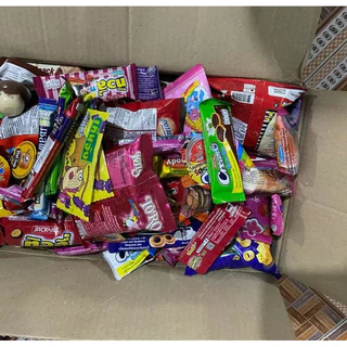 สุ่มขนมชิ้นเล็ก30ชิ้น คละกันหลายๆแบบ หลายๆรสชาติ ราคา1-3บาท