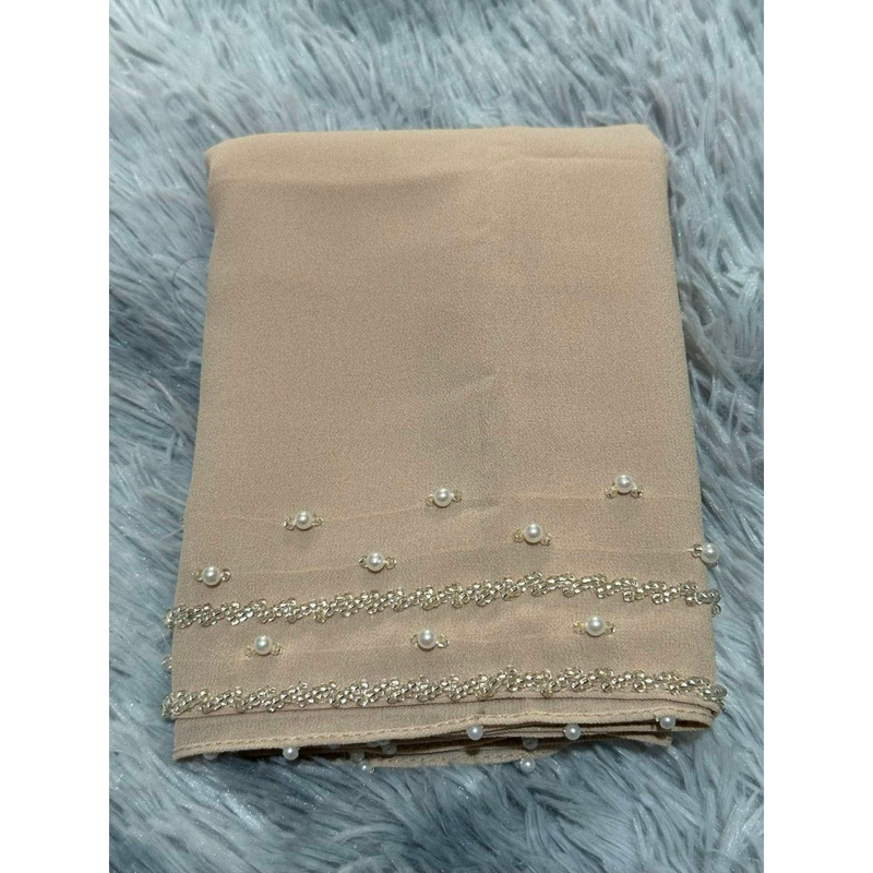 ฮิญาบปักมุก ผ้าคลุมปักมุก