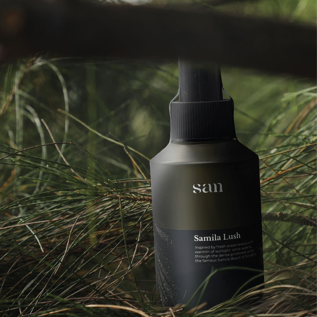 SAN Room Spray น้ำหอมปรับอากาศในห้อง กลิ่น Samila Lush ขนาด 100 ml.