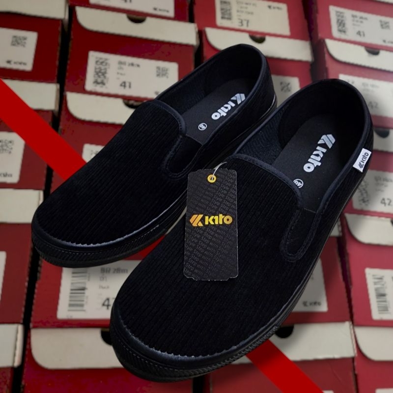 SIZE37-43 รองเท้าKITO งานกล่องผ้าใบสลิปออนไม่ต้องผูกเชือก รหัสBR28M