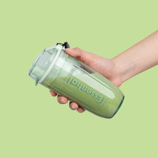 Essential Shaker ขวดเชคเกอร์โปรตีน