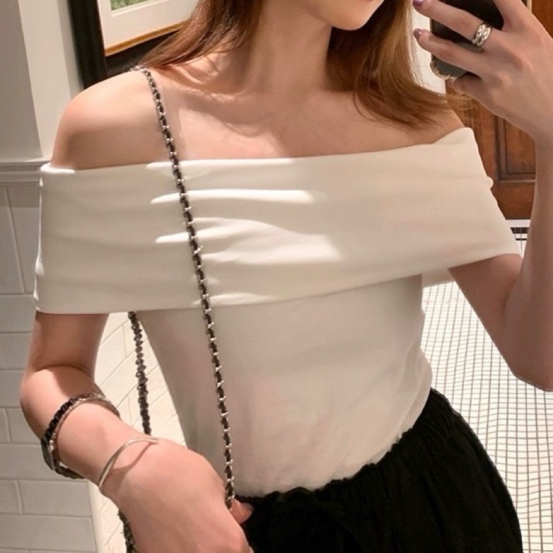 G-rose เสื้อปาดไหล่ ผ้ายืดอย่างดี