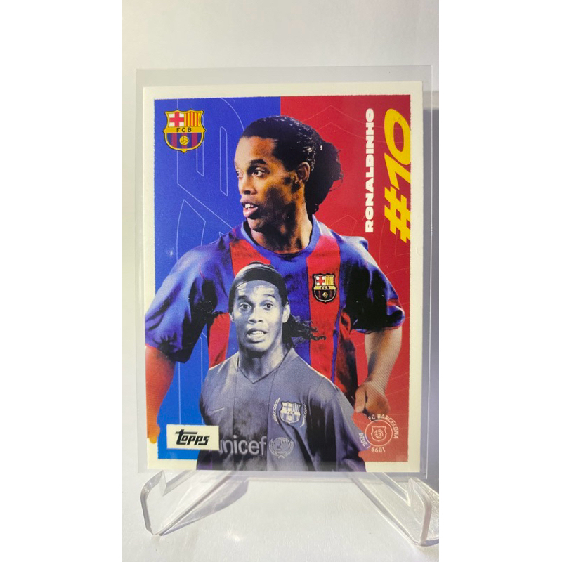 การ์ดนักฟุตบอล Ronaldinho #10 First Goal Barcelona TOPPS 2024