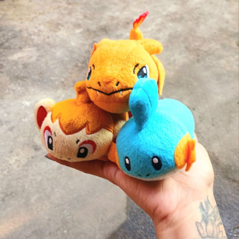 ตุ๊กตาโปเกมอนของแท้ Pokemon Banpresto (Chimchar,Mudkip,Charizard)