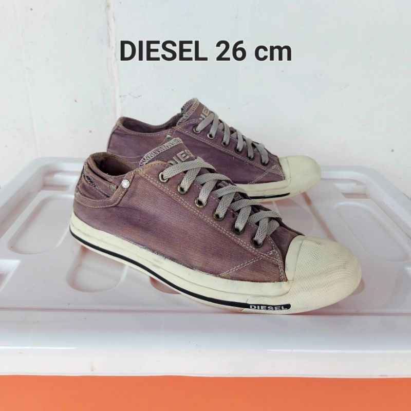 รองเท้าผ้าใบ DIESEL 26 cm