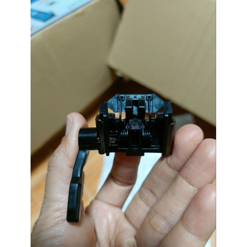 ขาร็อคฟัน+ก้านปรับโยก+หมอน+สปริงปัตตาเลี่ยนkemei-2796ชุดละ 250฿