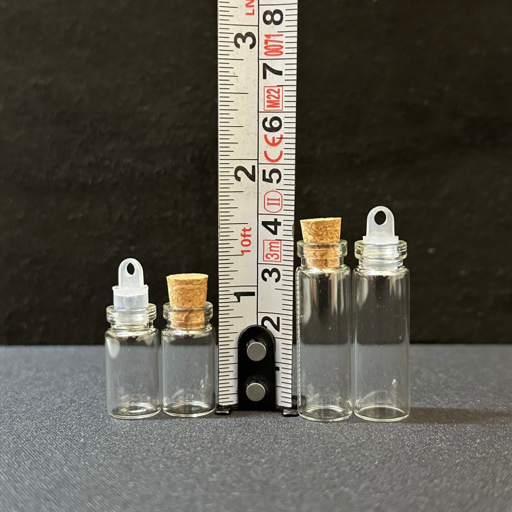 พร้อมส่งทันที ขวดแก้วจิ๋ว ฝาก๊อก จุกไม้คอร์ก จุกยาง เลือกได้ ขนาด1ml 2ml (ราคาต่อชิ้น)