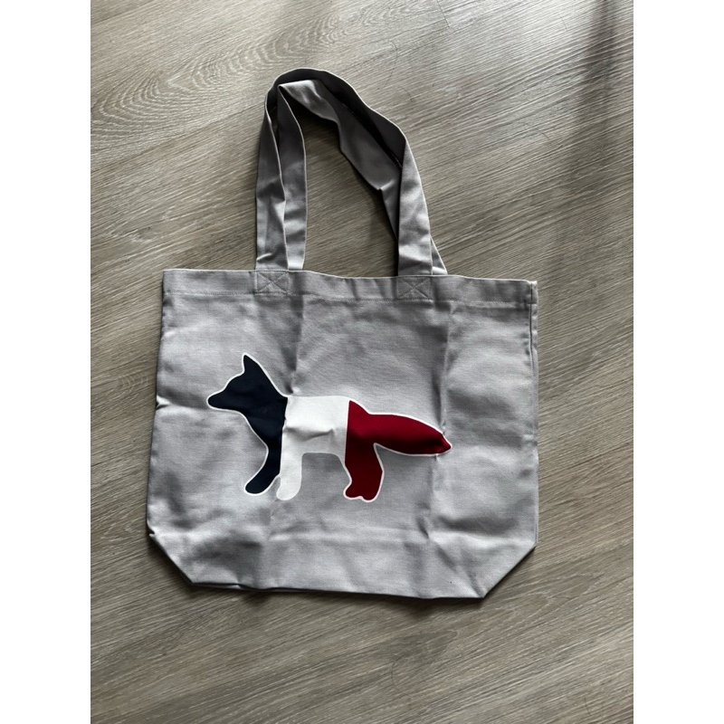maison kitsune tote bag light grey color