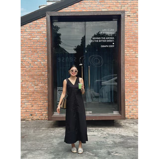Camella dress เดรสคอวียาว : Everydaylookk store