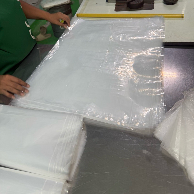 (ถูกที่สุด ราคาโรงงาน) ถุงพลาสติก PE 50.8cm x65.5cm x0.9 คุณภาพสูงทนทาน ถุงขนาดใหญ่ โดยโรงงานถุงกำไรทอง ราคา ถูกที่สุด ดีลบีเคเค แกลเลอรีภาพที่ 5