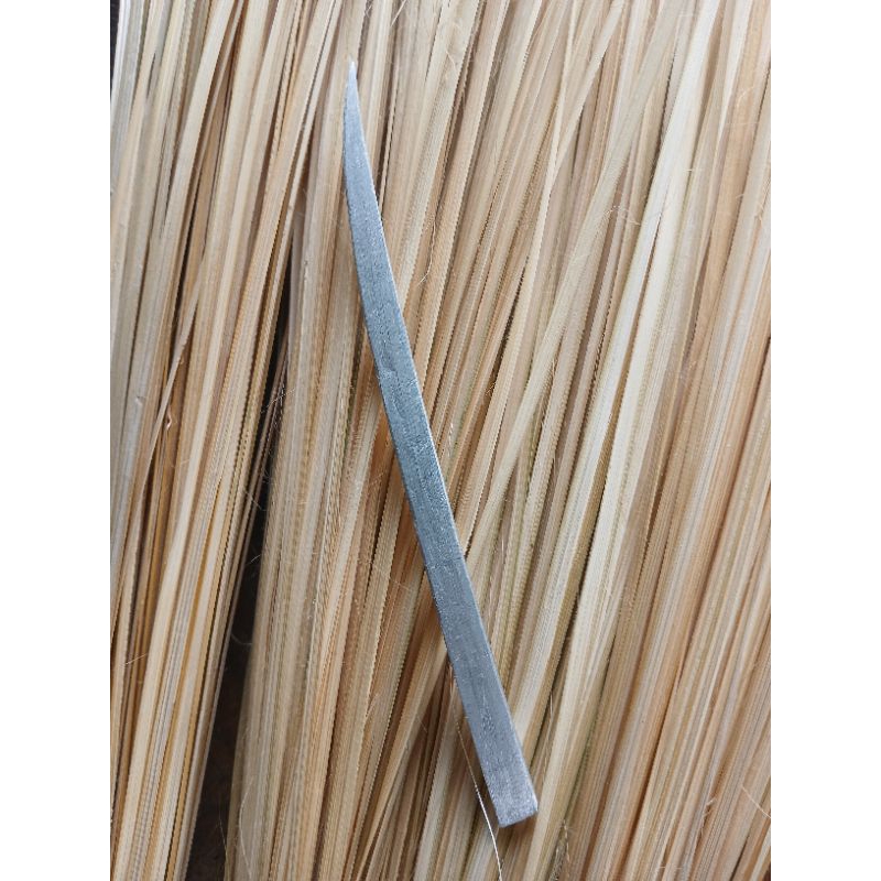 มีดเสียบหมูพวง มีดร้อยหมูพวง หมูแดดเดียว