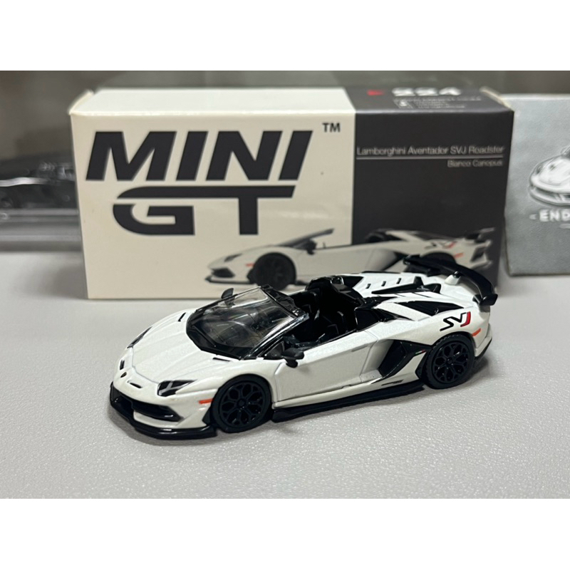 MINI GT No.224 Lamborghini Aventador SVJ Roadster Bianco Canopus