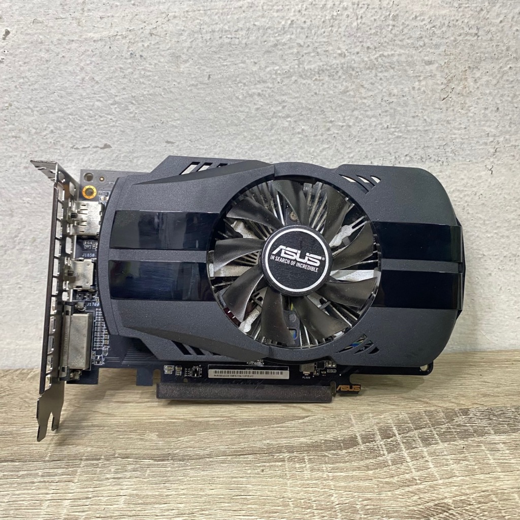 ASUS AMD RX 550 4GB ไม่ต้องต่อไฟเพิ่ม มือสองสภาพดี