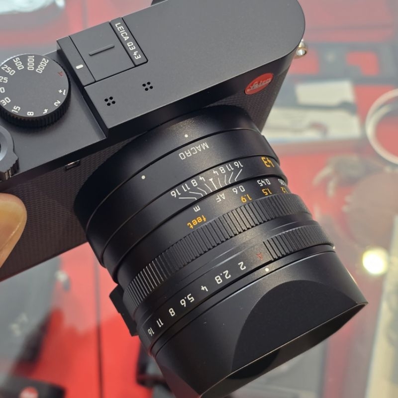 Hood for Leica Q Q2, Q3 and Q3 43 (can use macro with filter on)