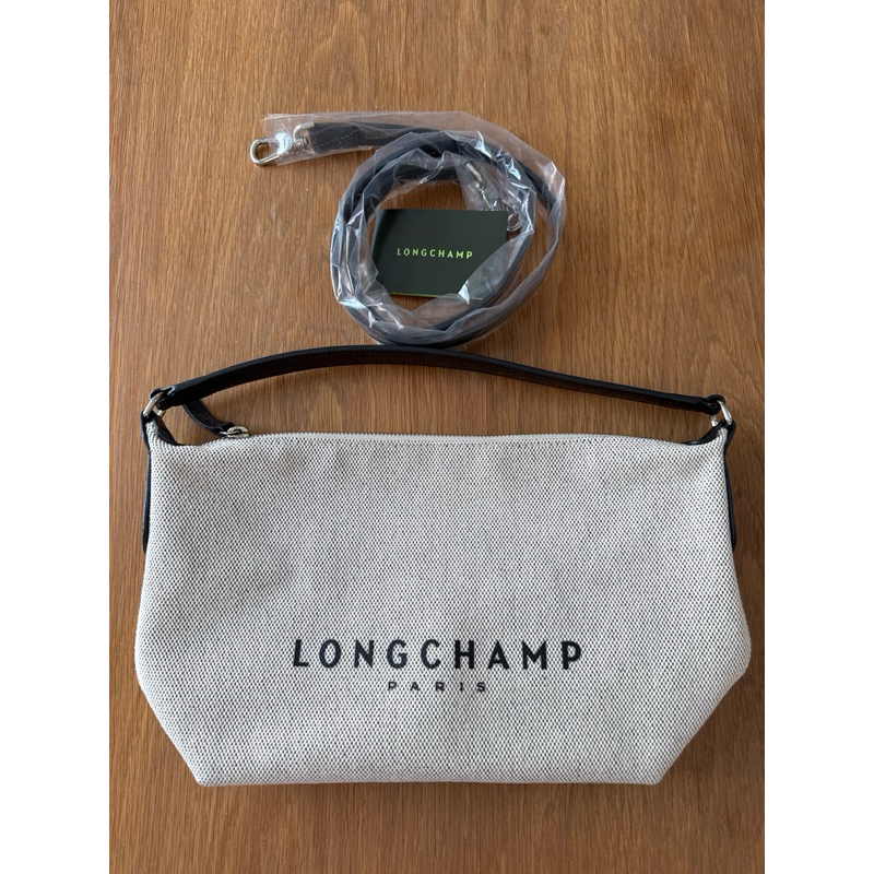 Longchamp essential hobo bag สภาพ95%